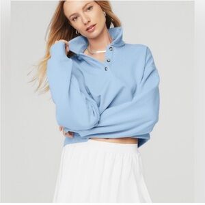 ALO Yoga Light Blue Women's Pullover Top